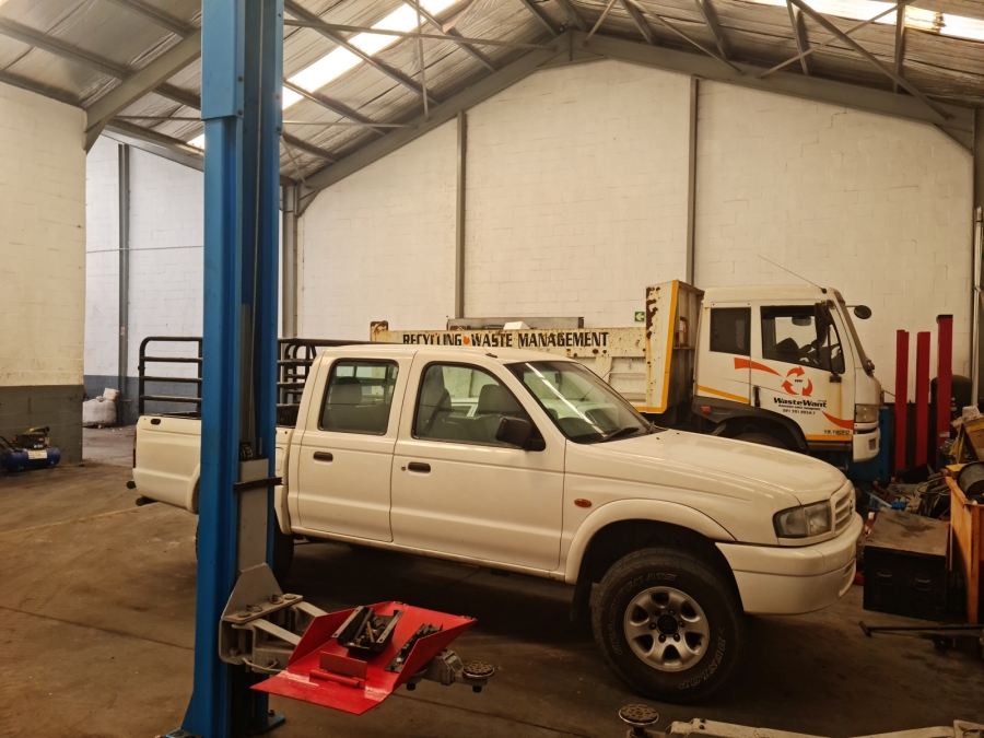 To Let commercial Property for Rent in Blackheath Industrial Western Cape